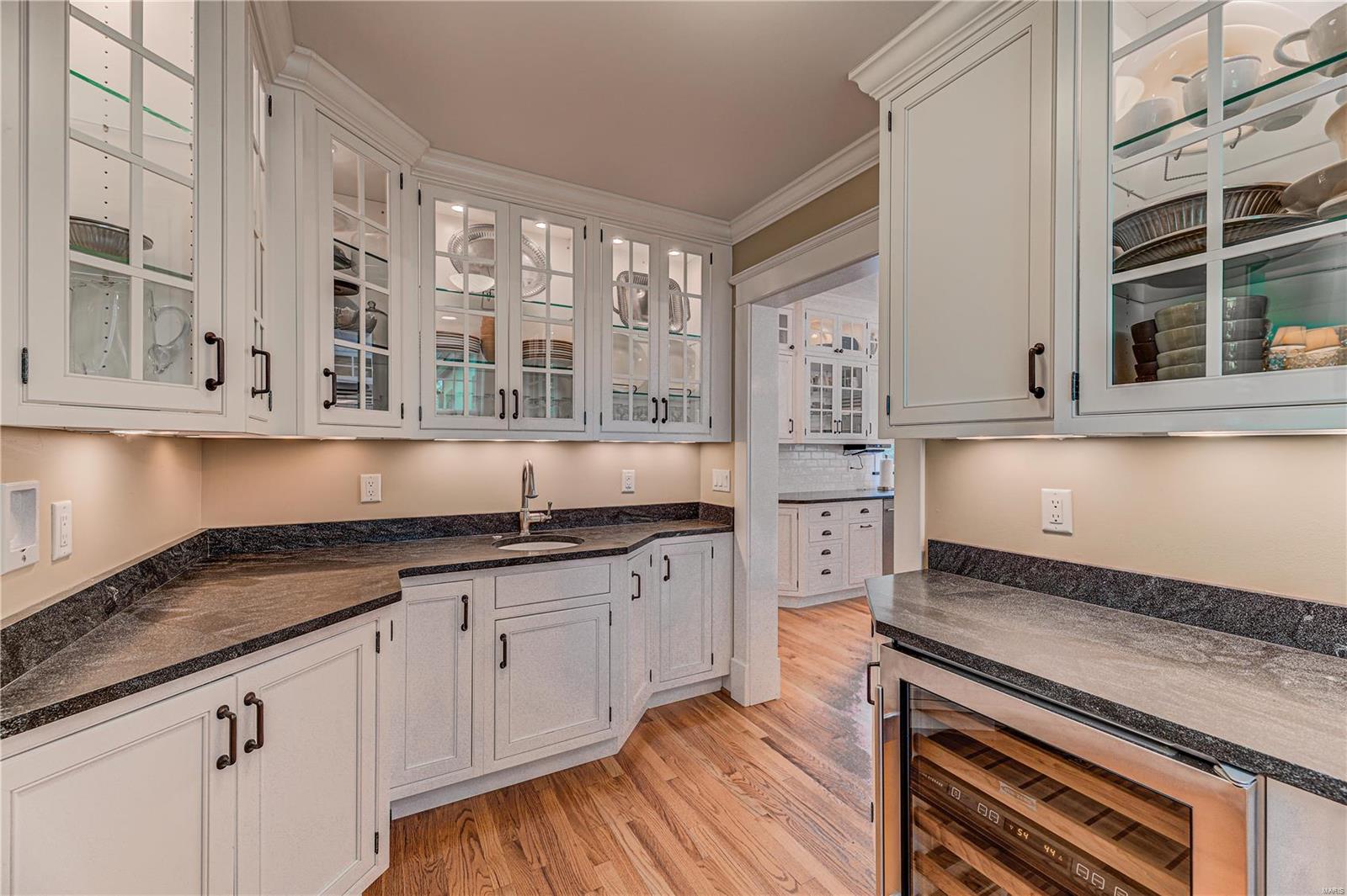 Alexander Russell - Residential