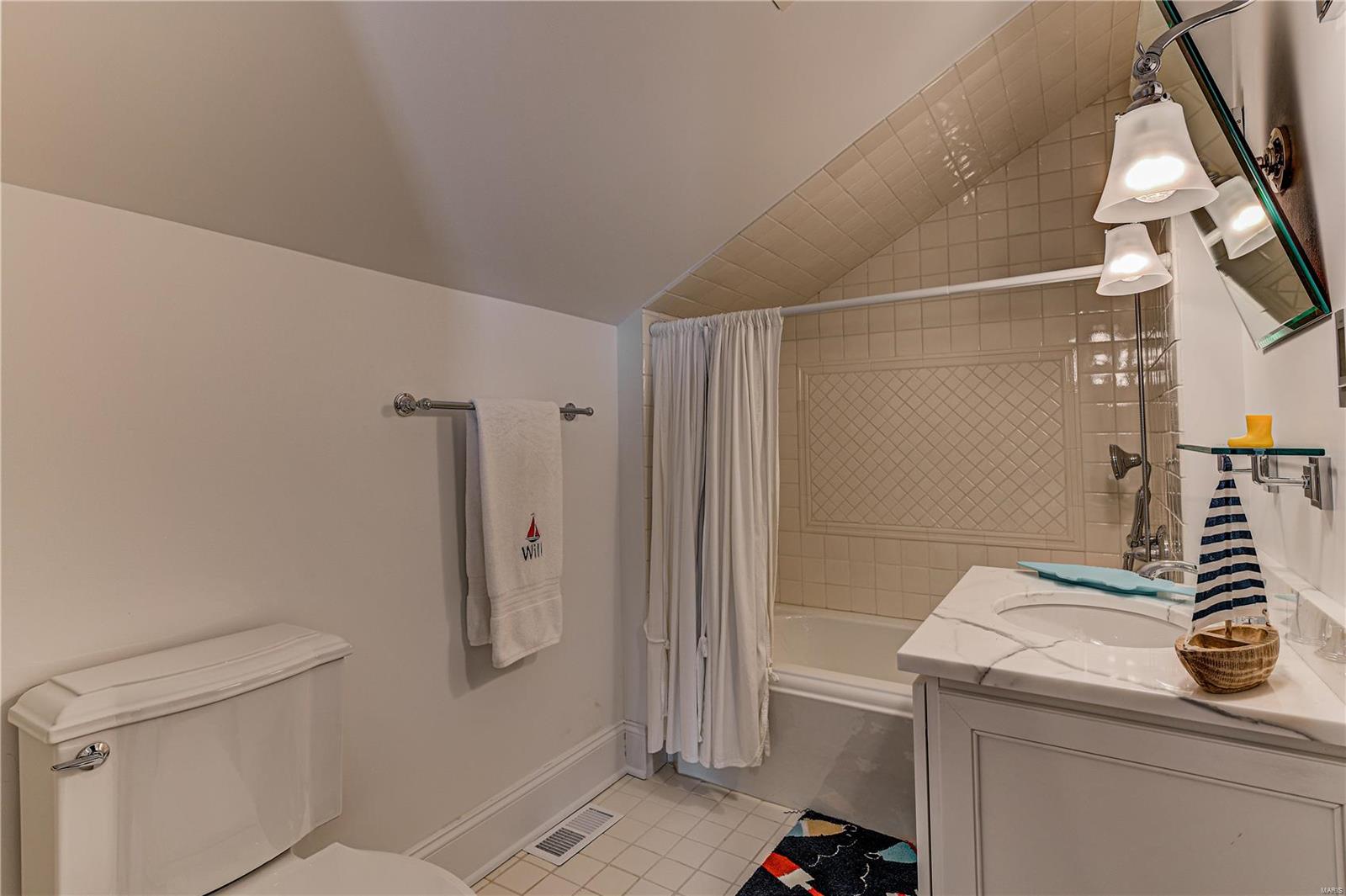 Alexander Russell - Residential