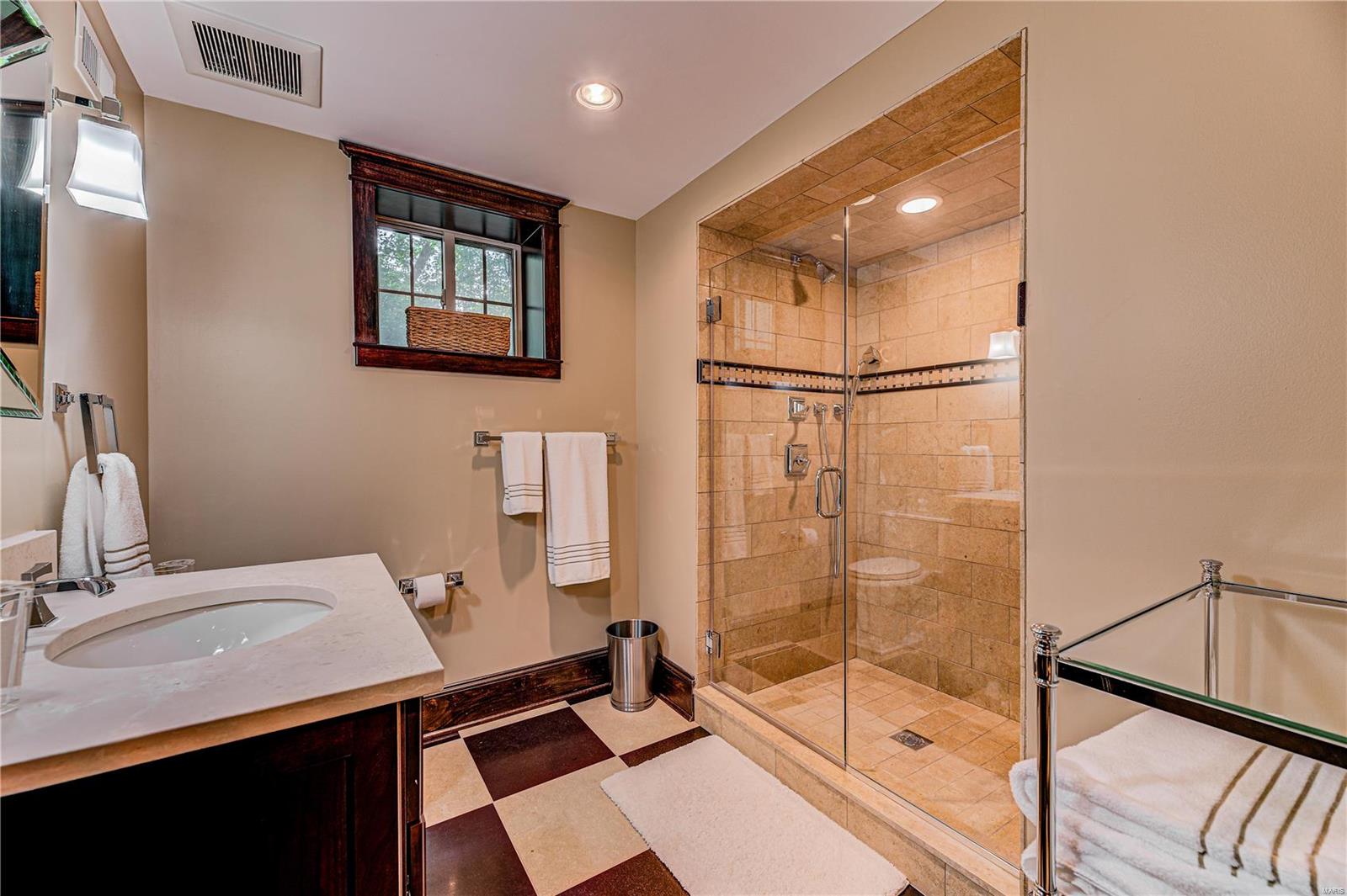 Alexander Russell - Residential