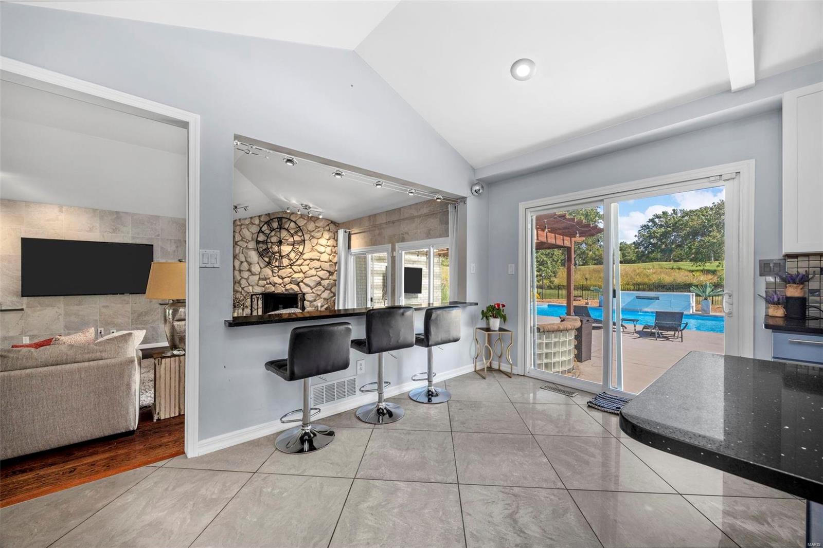 Meadowbrook Country Club Estates - Residential