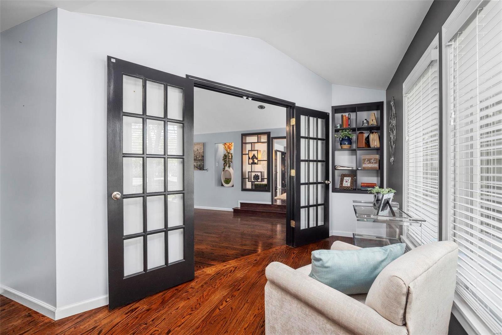 Meadowbrook Country Club Estates - Residential