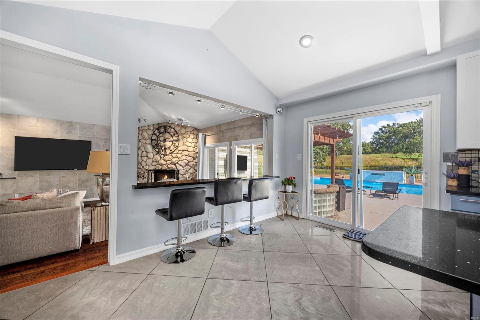 Meadowbrook Country Club Estates - Residential