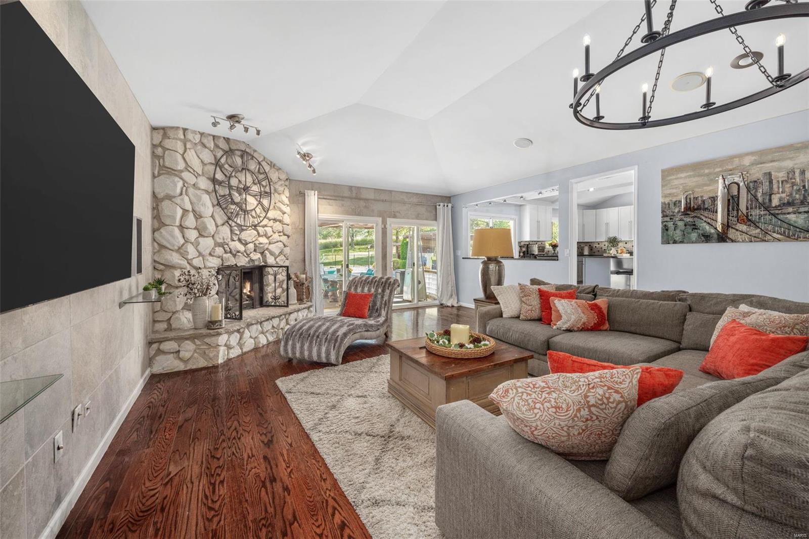 Meadowbrook Country Club Estates - Residential