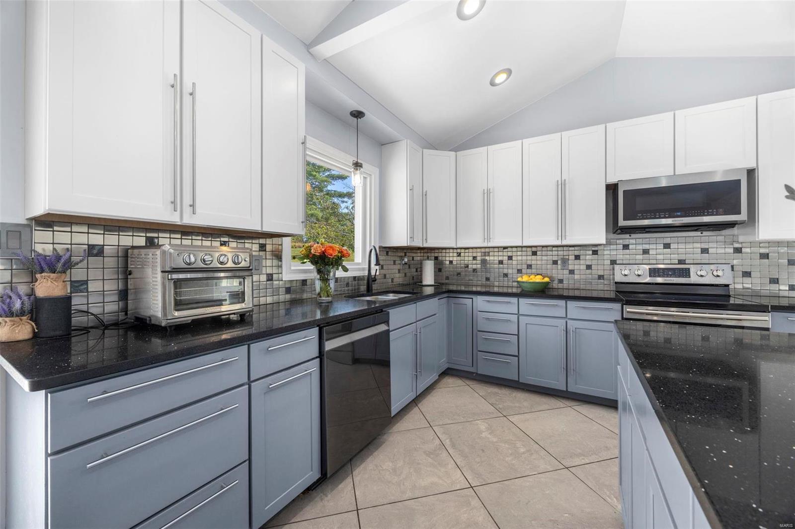 Meadowbrook Country Club Estates - Residential