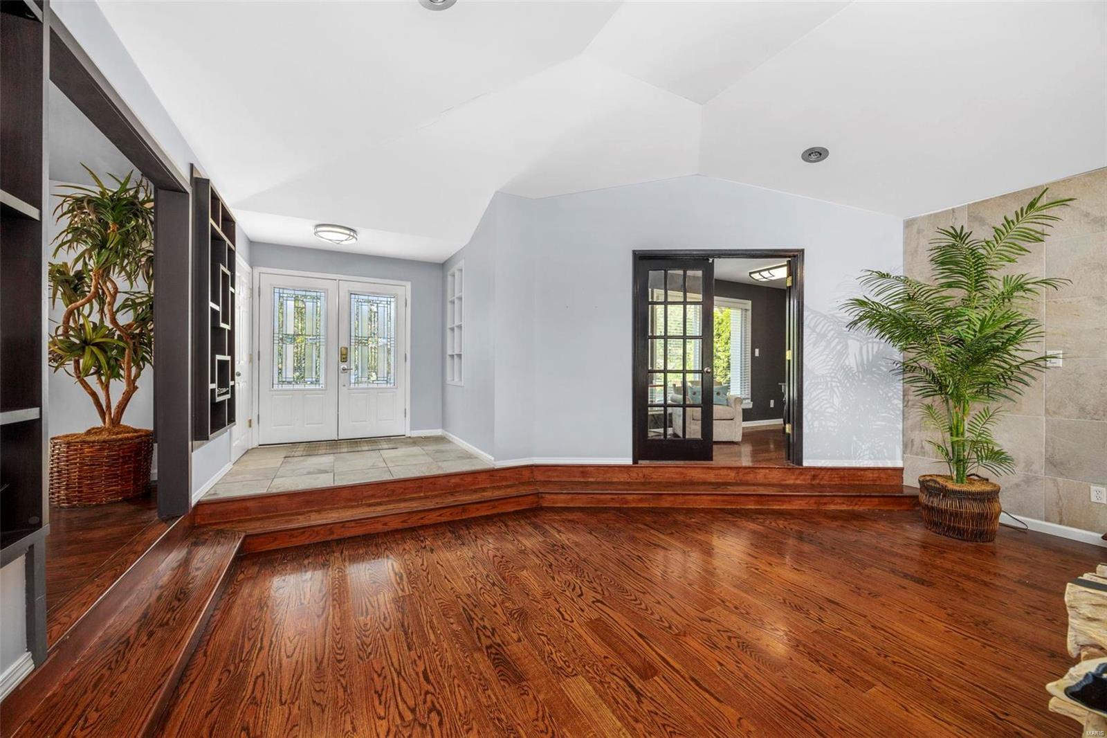 Meadowbrook Country Club Estates - Residential