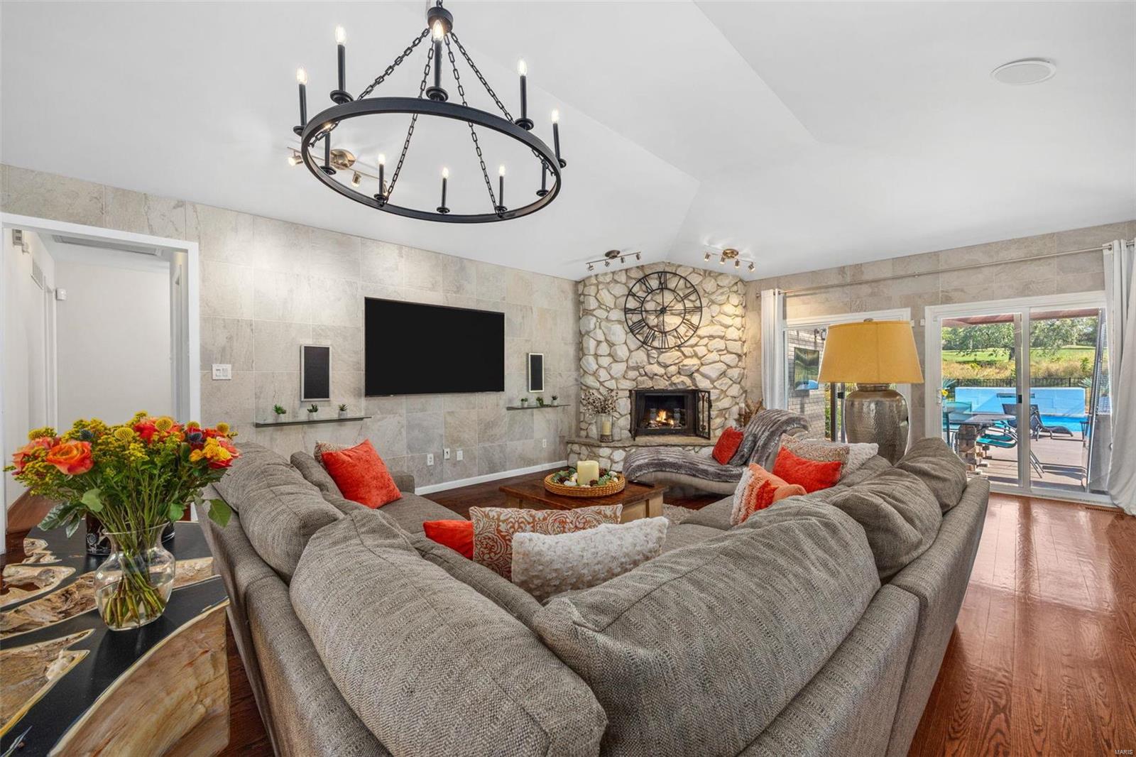 Meadowbrook Country Club Estates - Residential