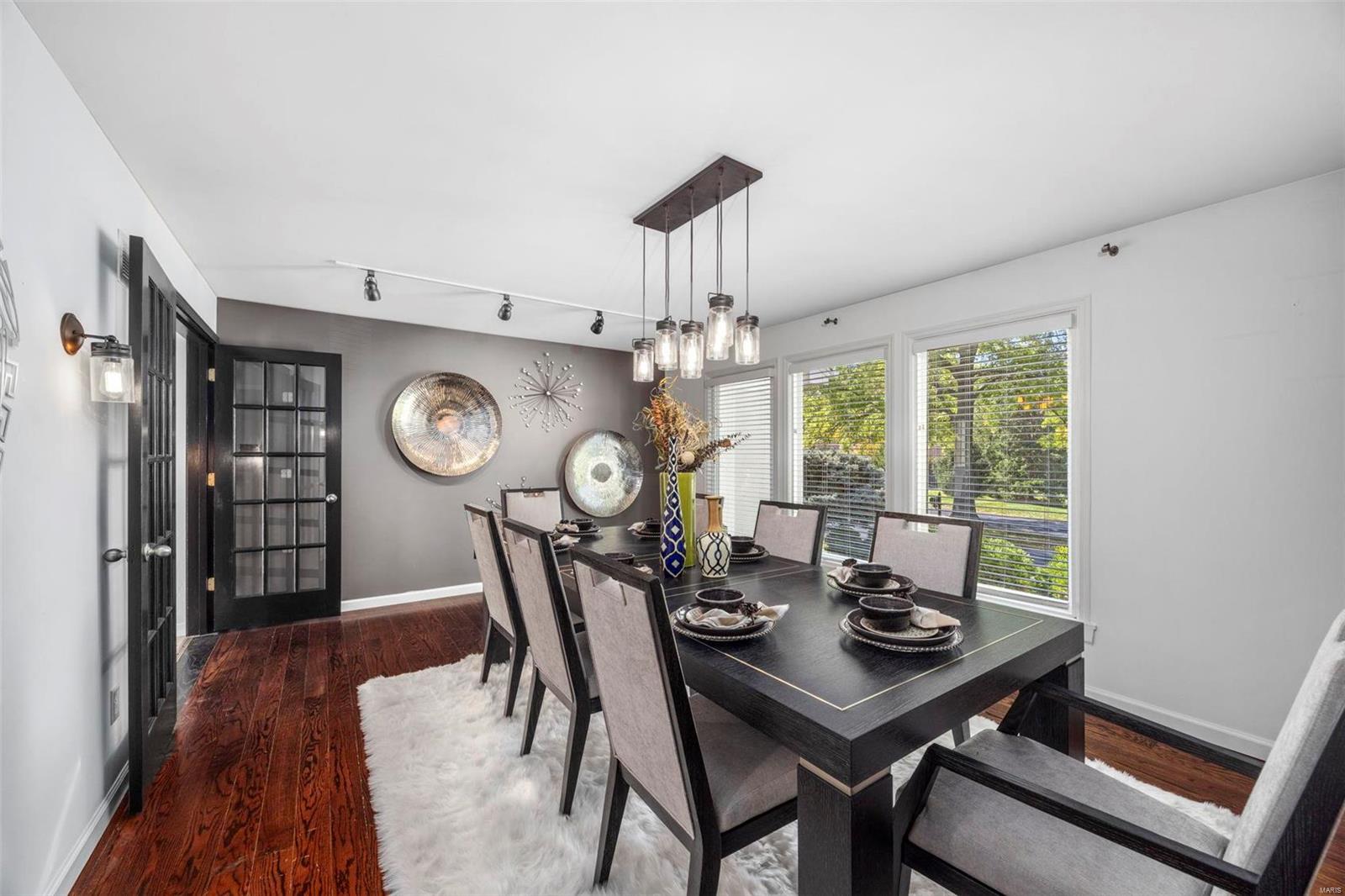 Meadowbrook Country Club Estates - Residential