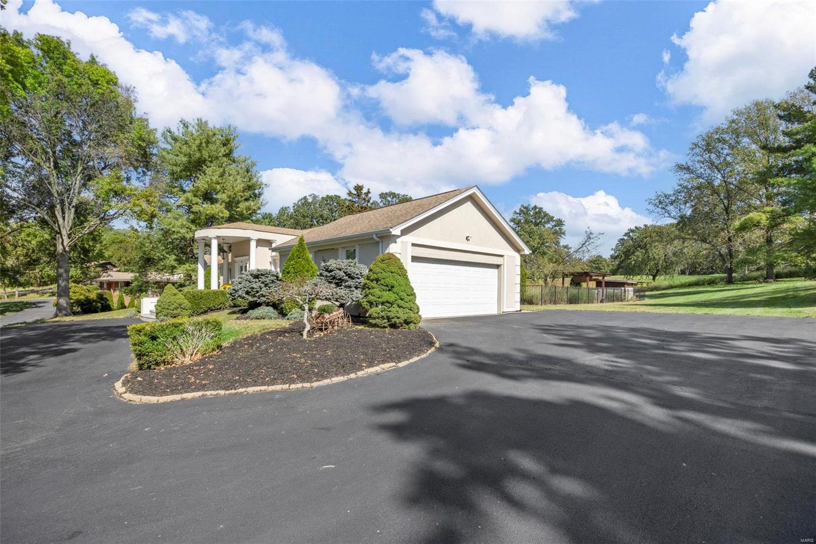 Meadowbrook Country Club Estates - Residential