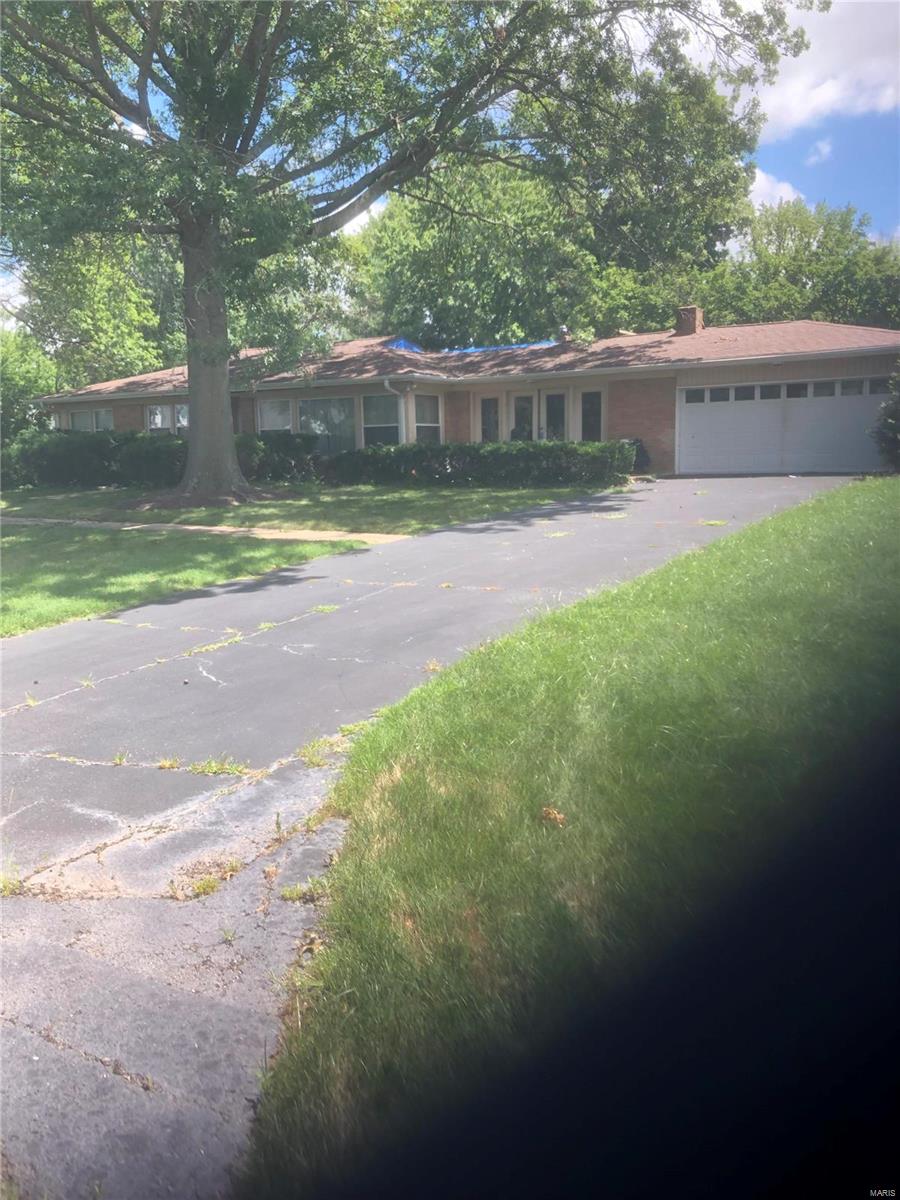 Ladue Meadows - Residential