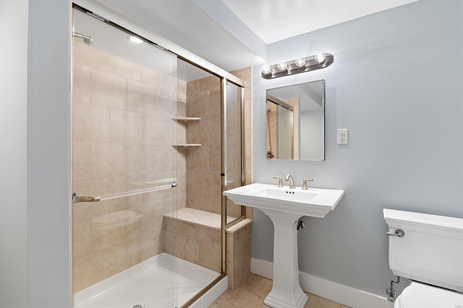 Warson Lane - Residential