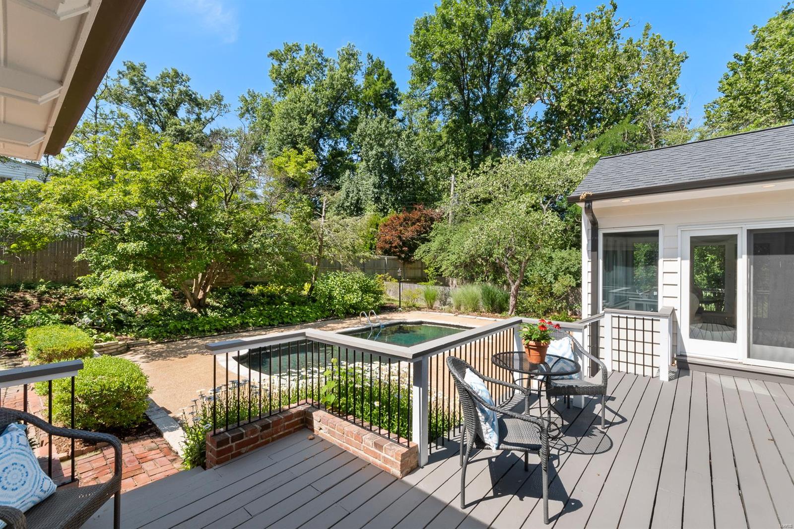 Warson Lane - Residential