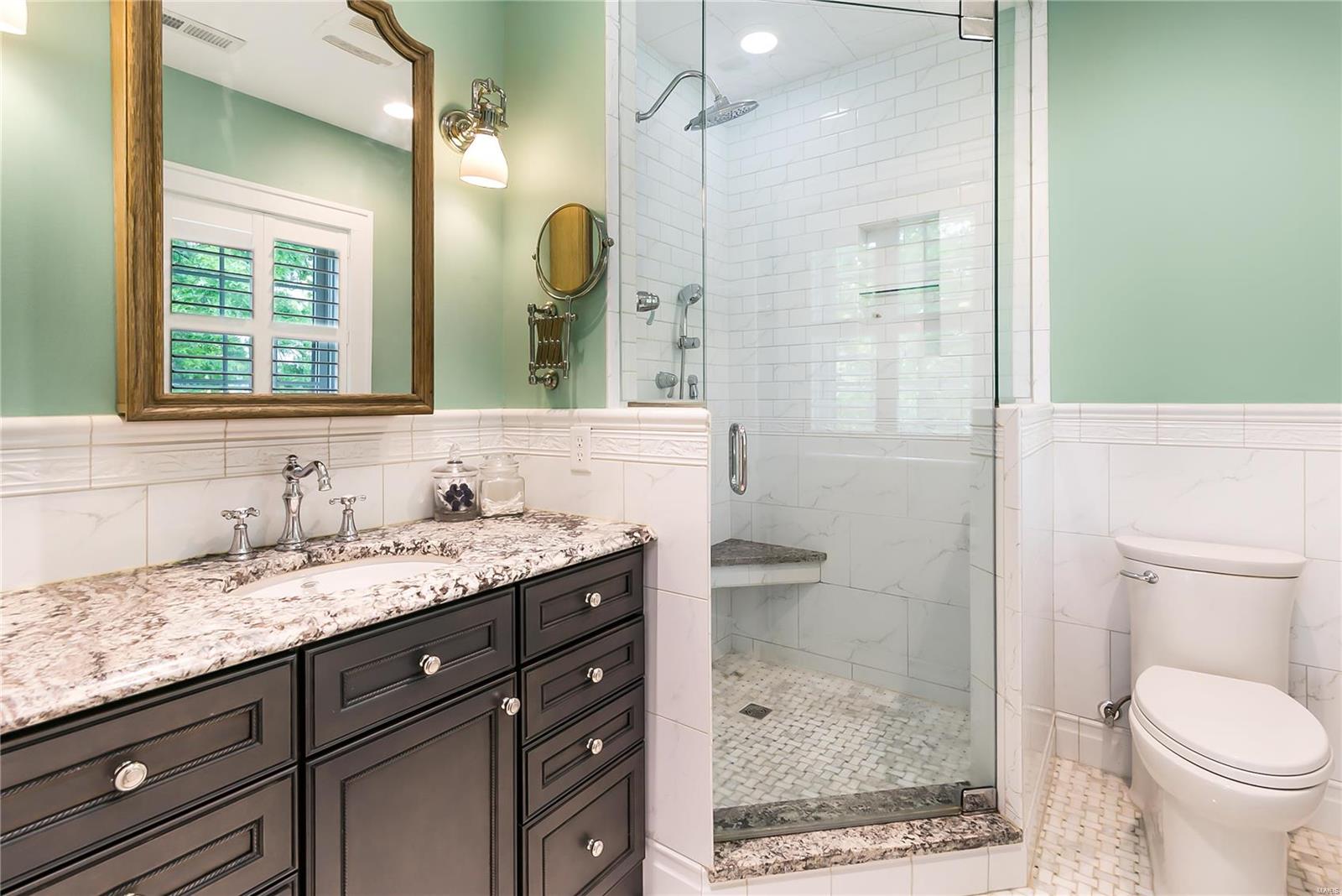 Davis Place - Residential