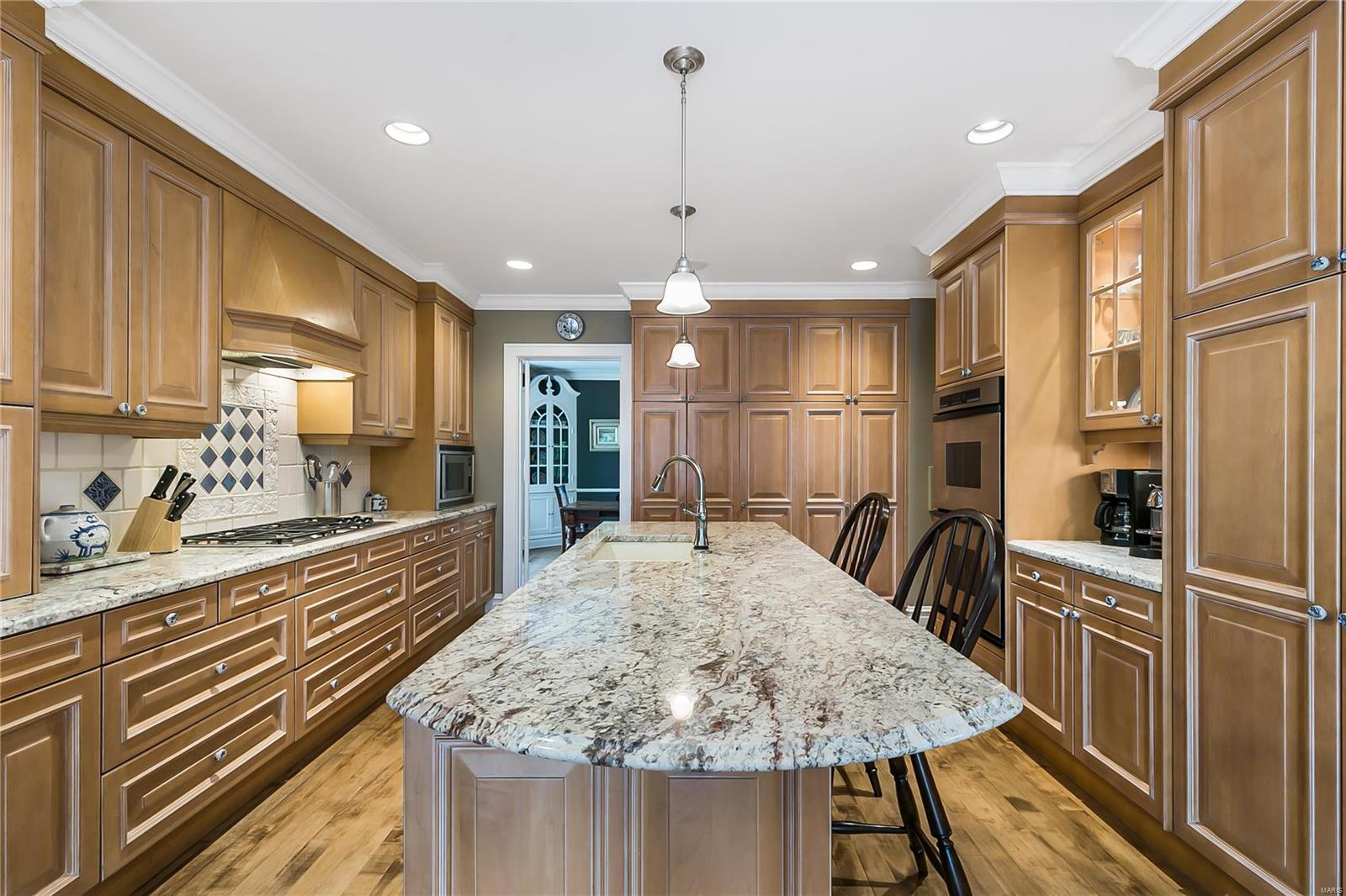 Davis Place - Residential