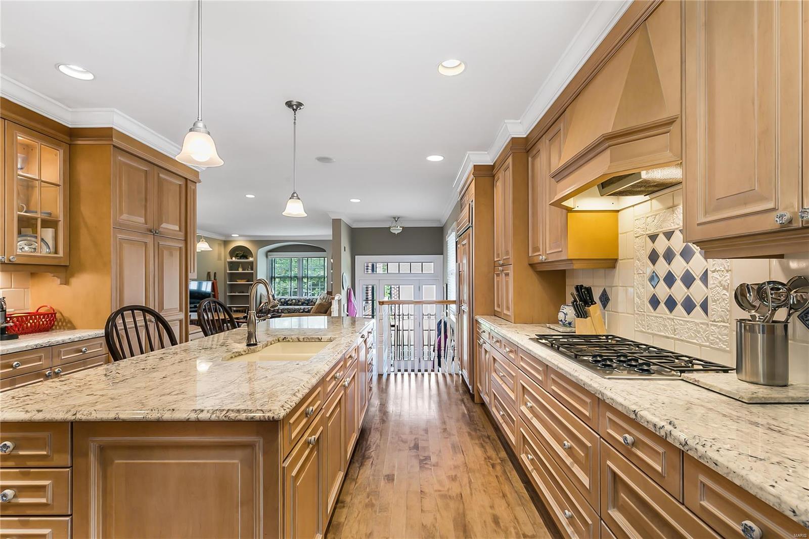 Davis Place - Residential