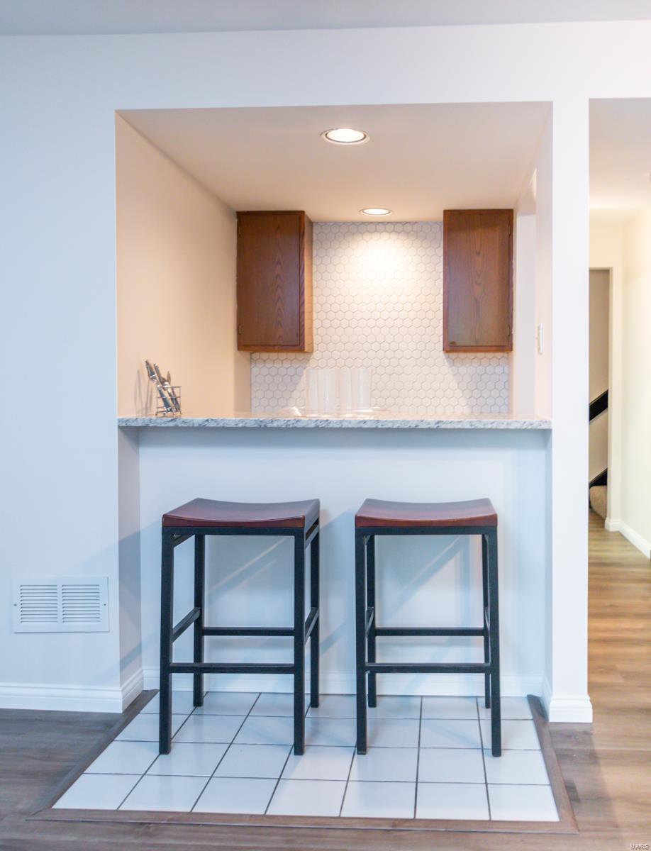 Treetop Condo Condo - Residential