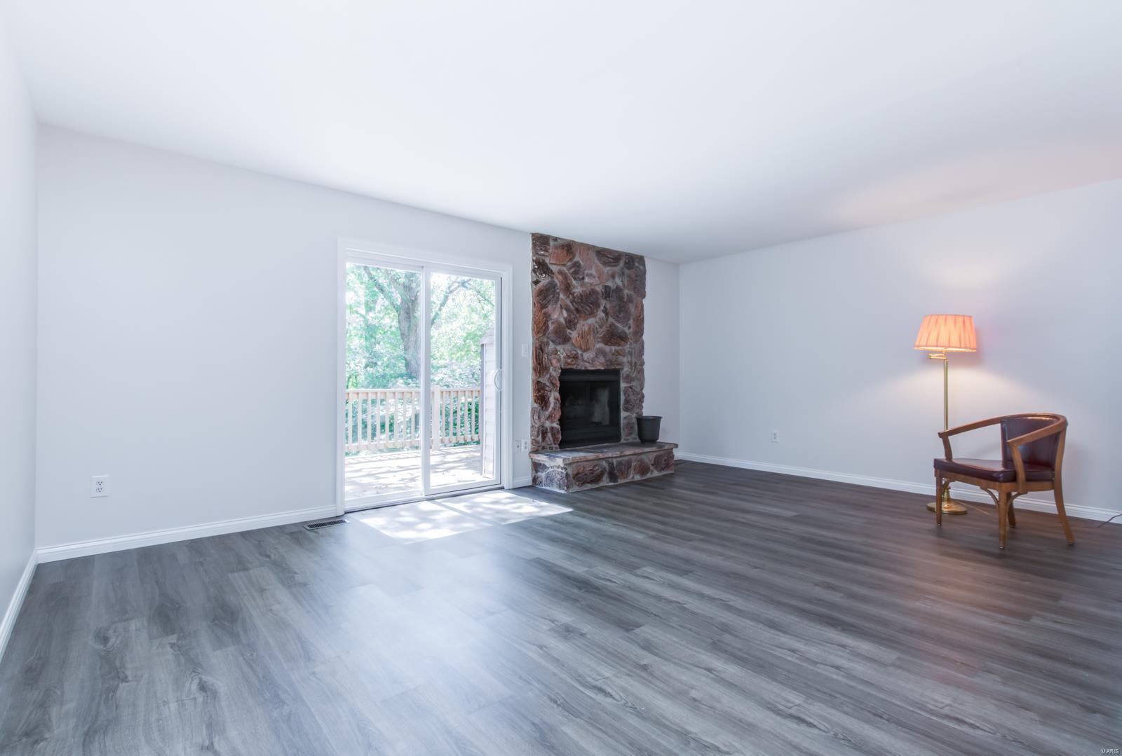 Treetop Condo Condo - Residential