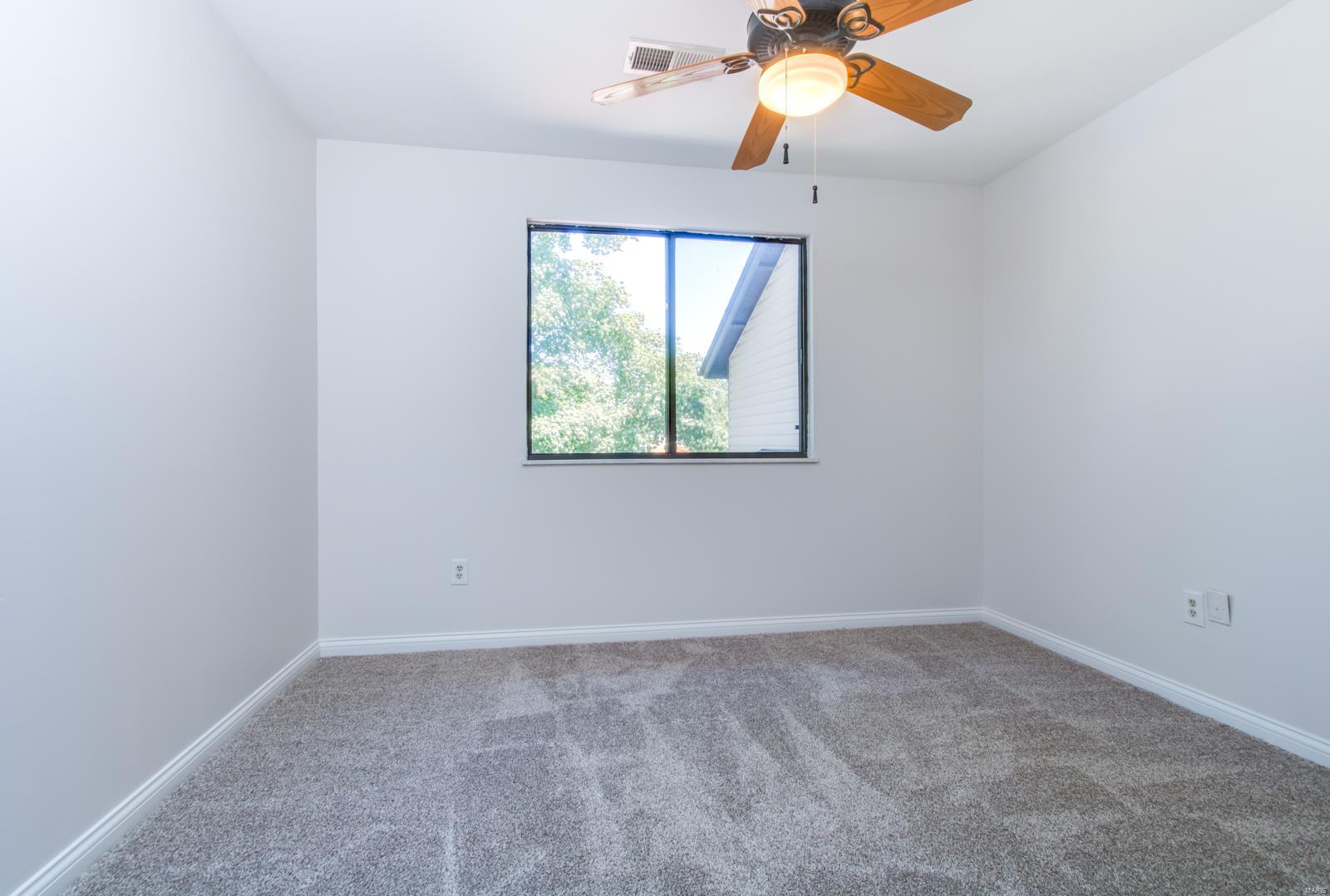 Treetop Condo Condo - Residential