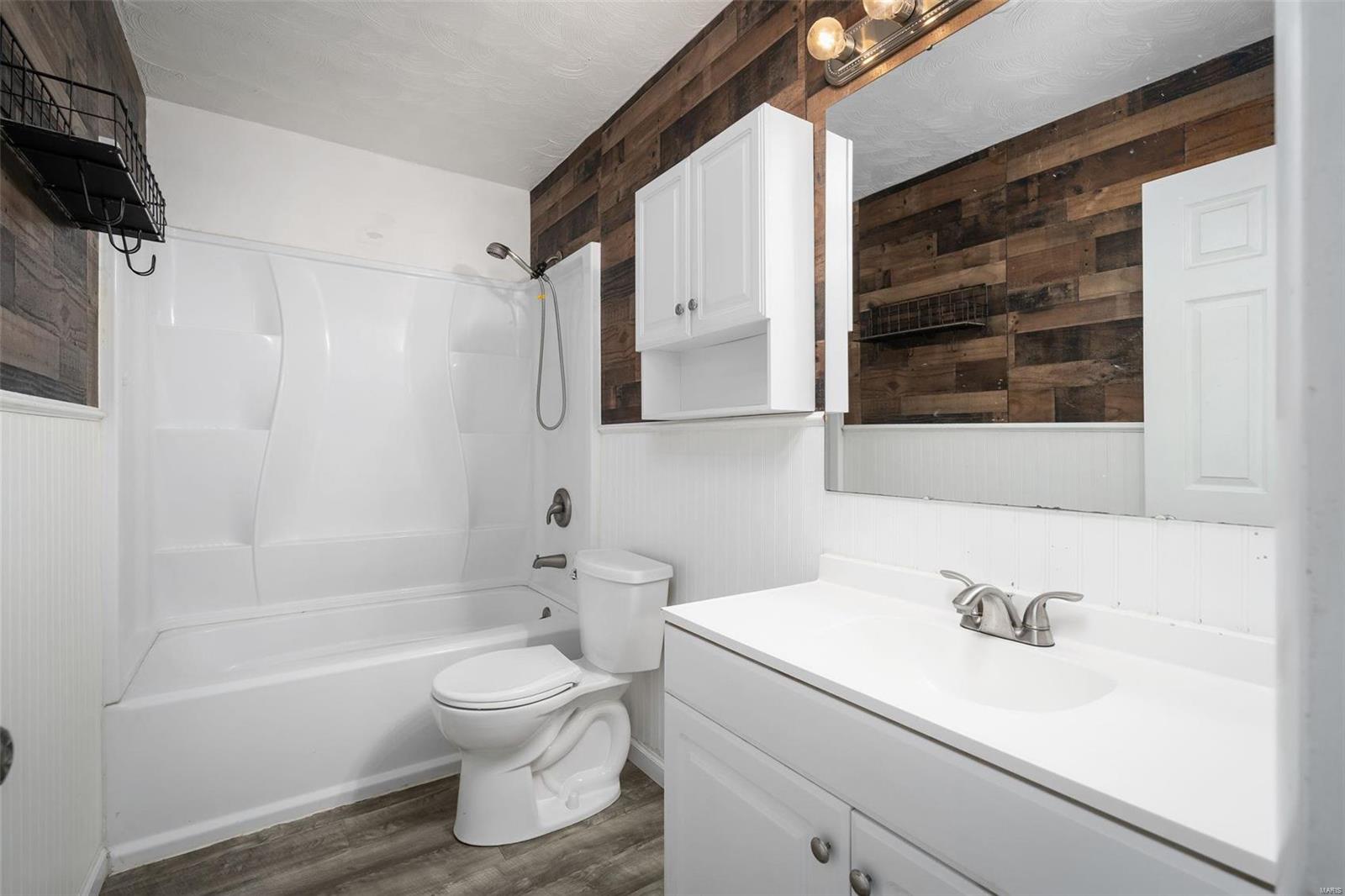 Warrenton, Missouri 63383, United States, 2 Bedrooms Bedrooms, ,2 BathroomsBathrooms,Residential,Pending,15665