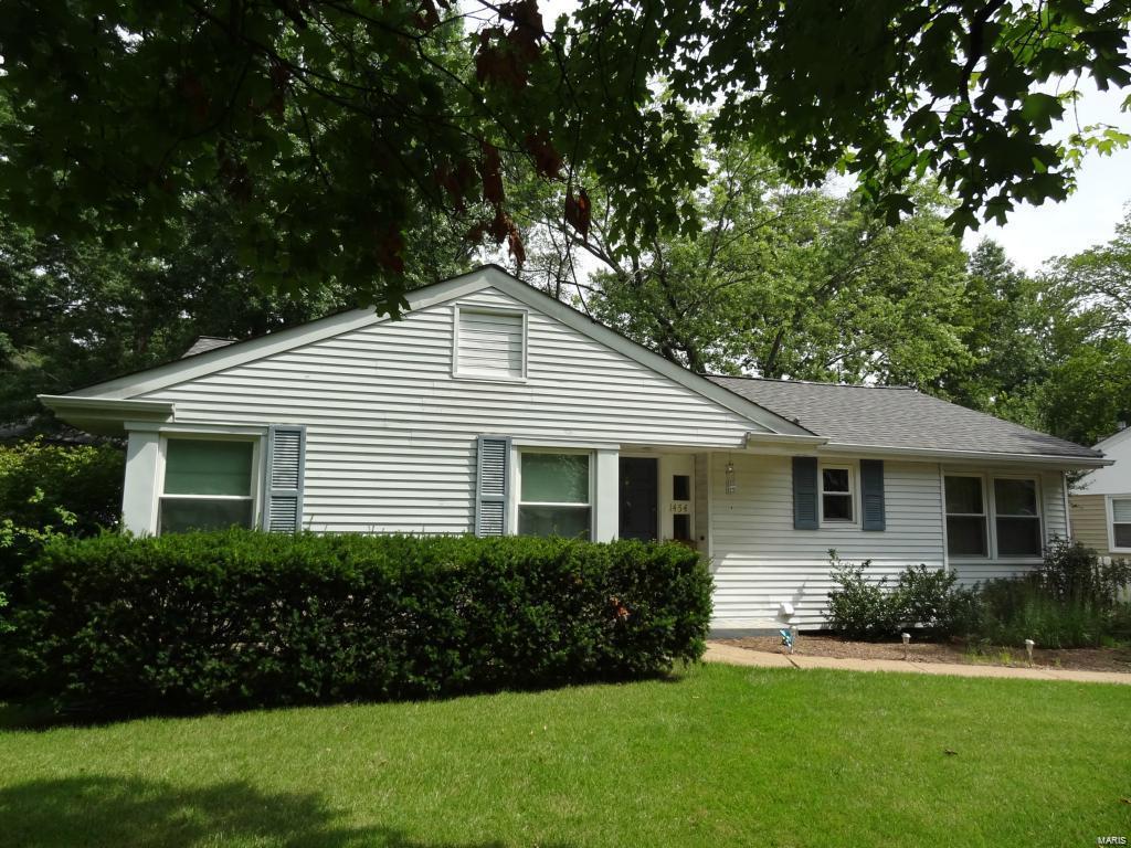Webster Oaks - Residential Lease
