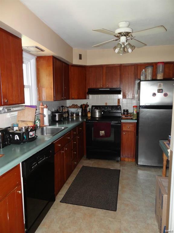 Webster Oaks - Residential Lease