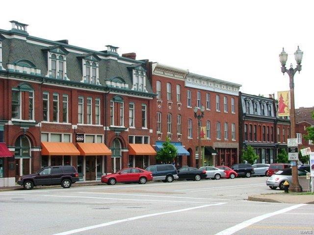 Lafayette Square - Commercial Sale