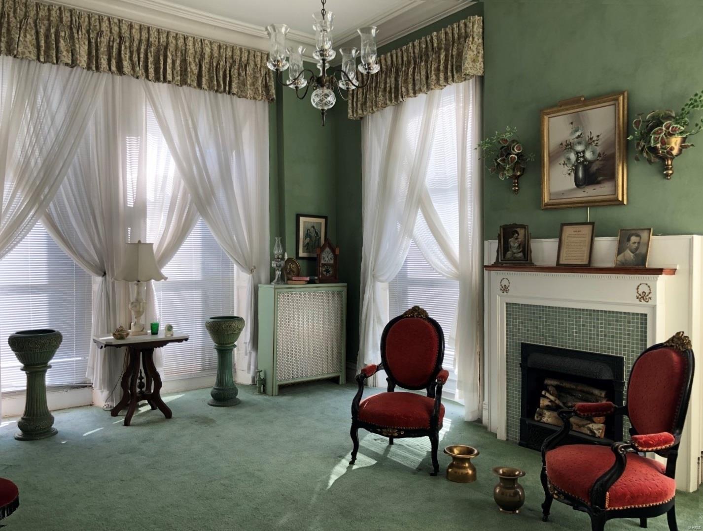 Lafayette Square - Commercial Sale