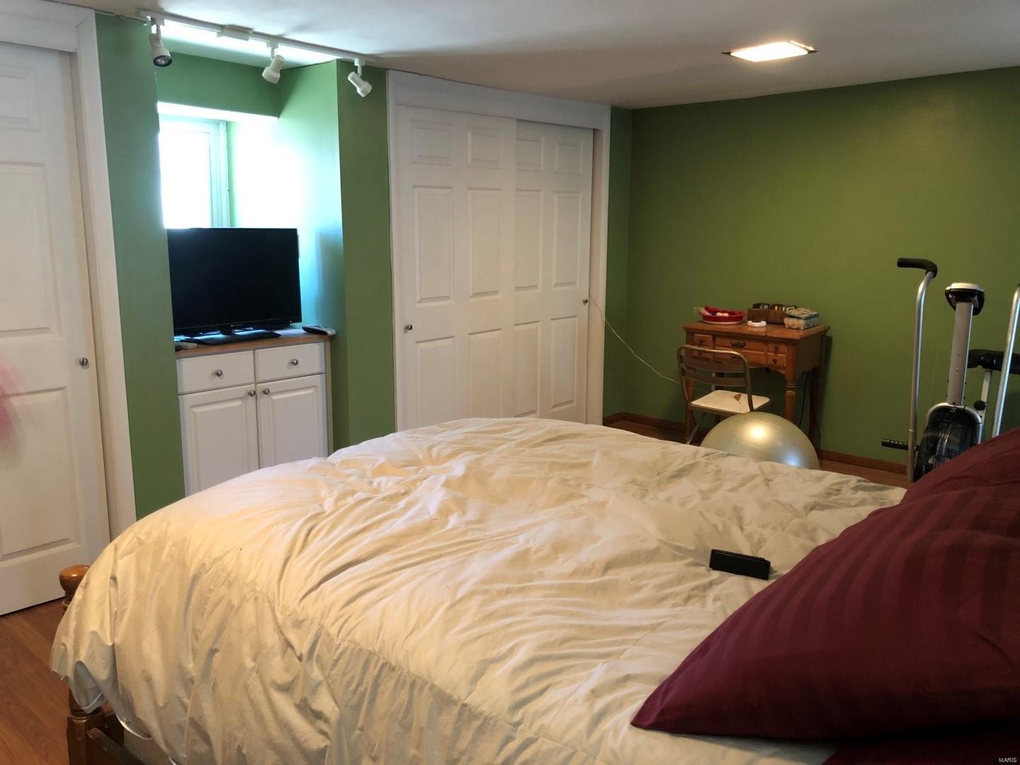 Lafayette Square - Commercial Sale