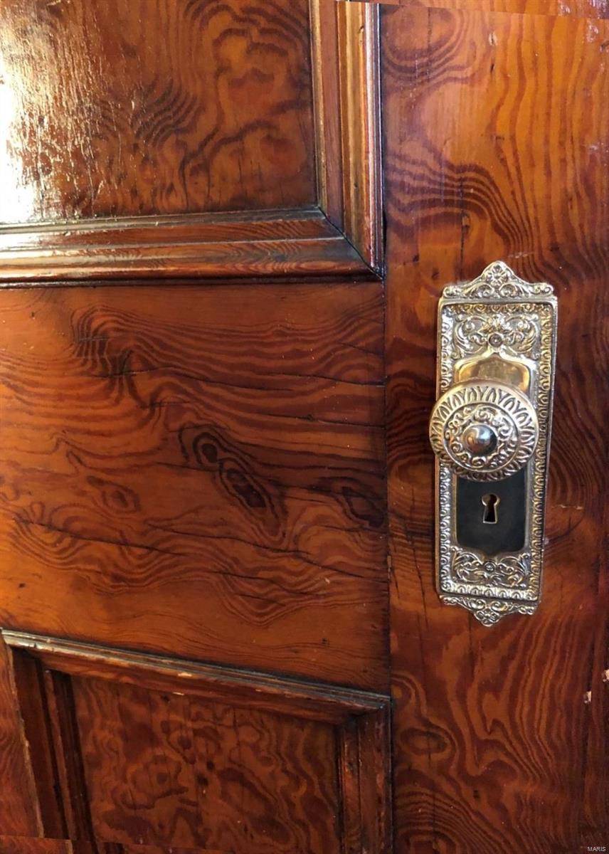 Lafayette Square - Commercial Sale