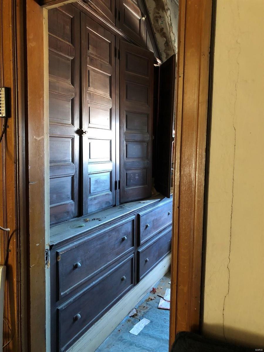 Lafayette Square - Commercial Sale