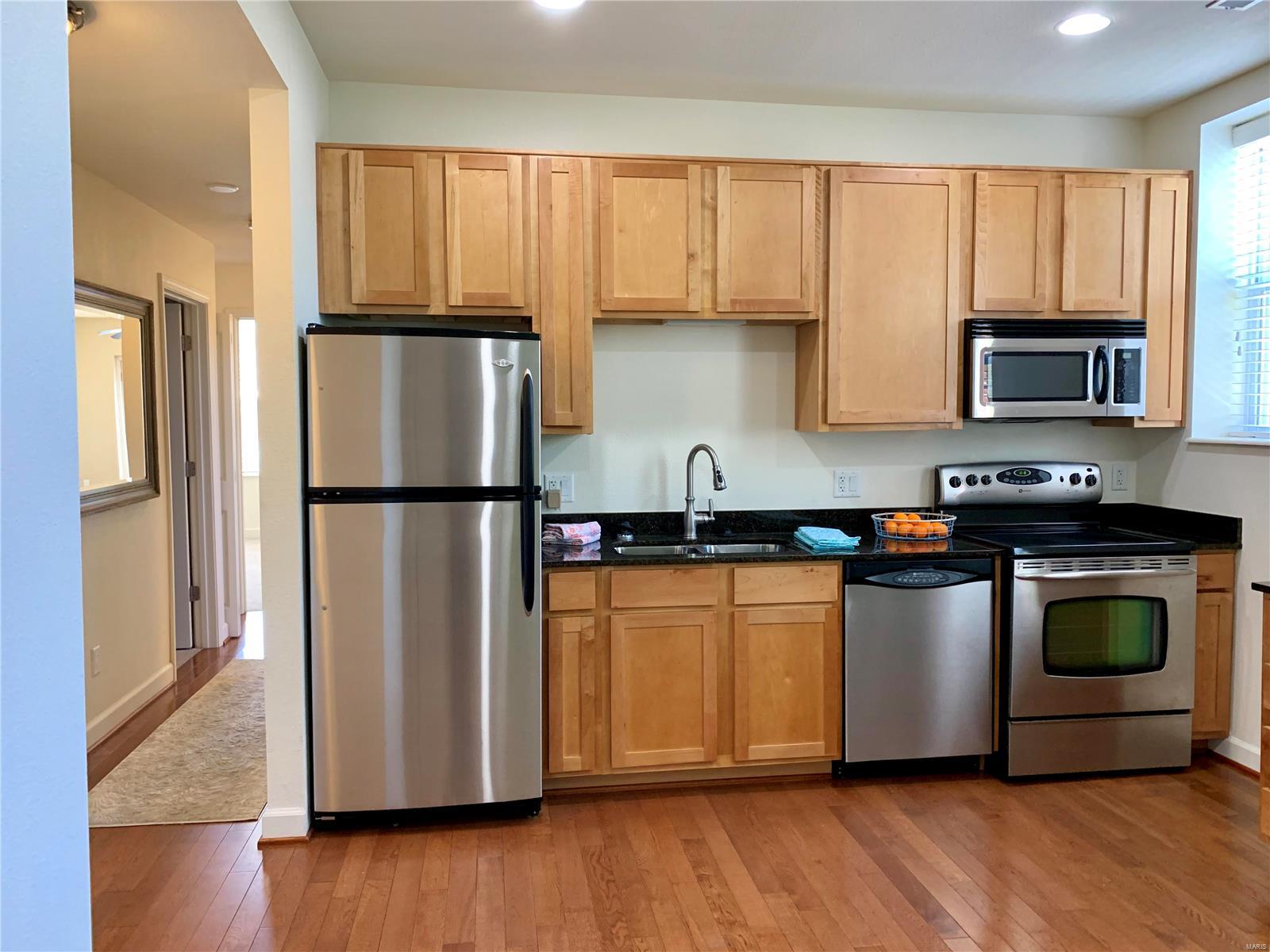 DeBaliviere Place - Residential