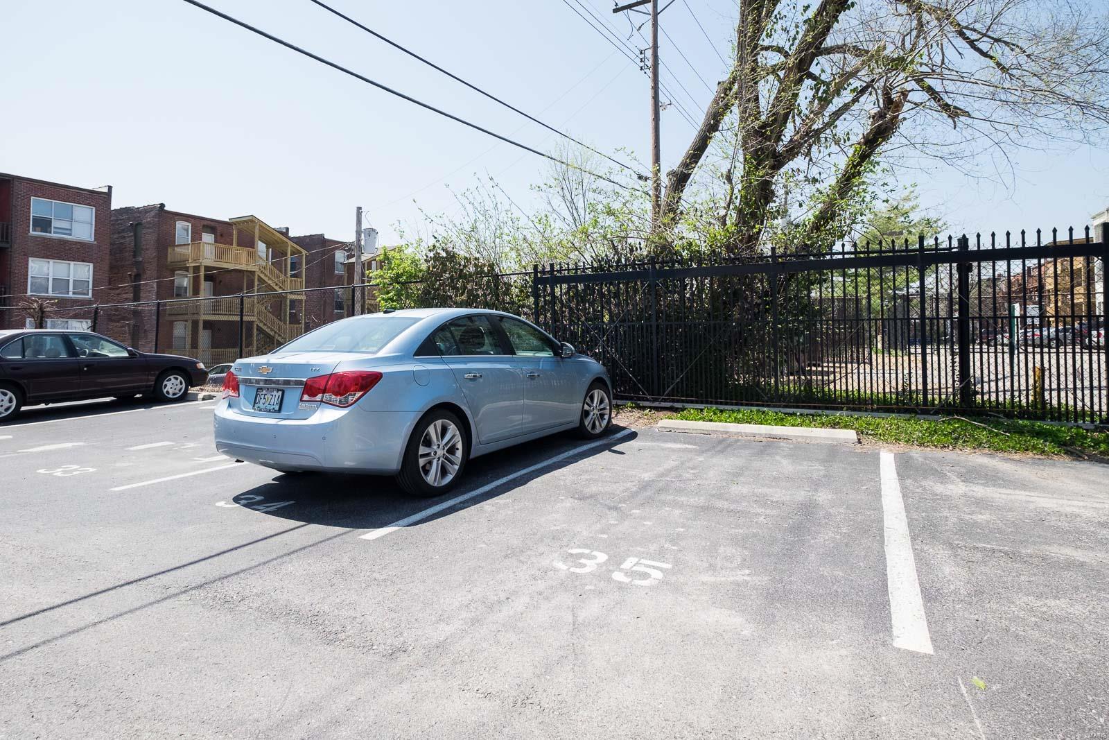 DeBaliviere Place - Residential