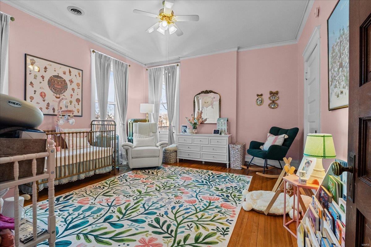 Shaws Flora Blvd - Residential