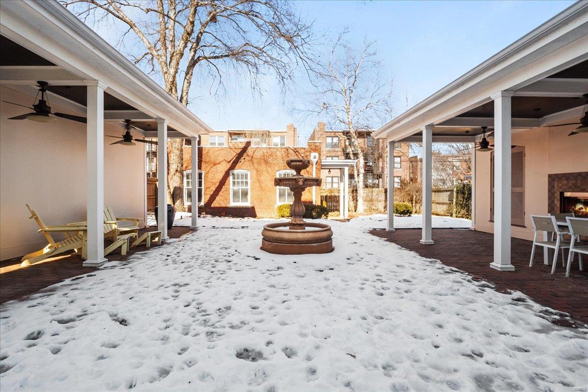 Shaws Flora Blvd - Residential