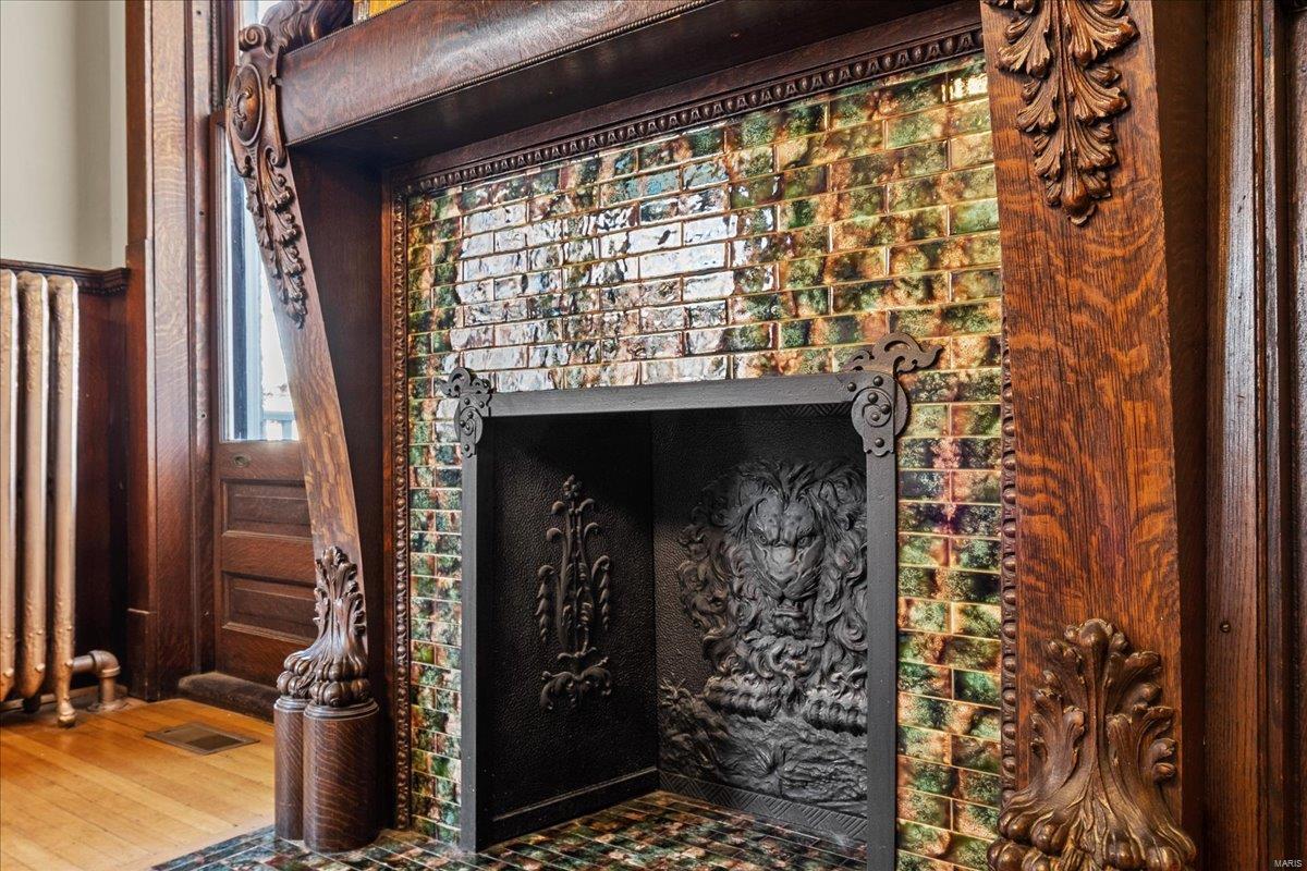 Shaws Flora Blvd - Residential