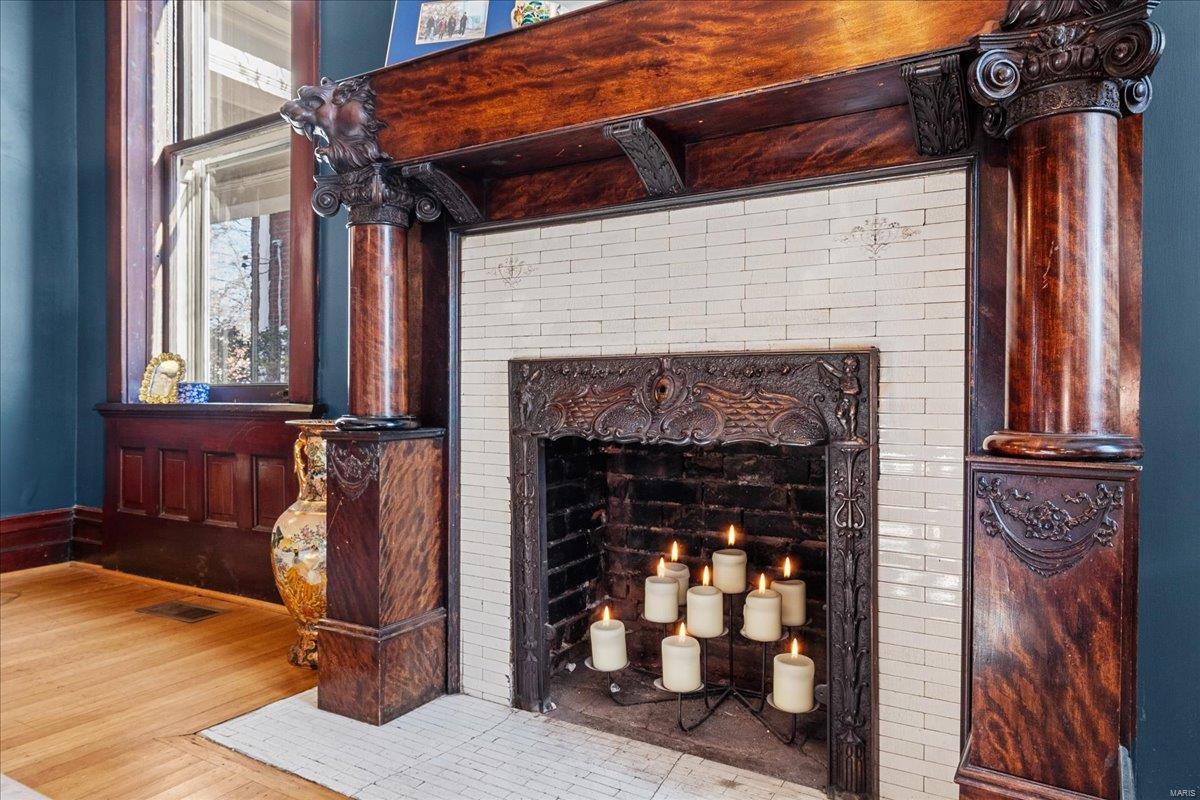 Shaws Flora Blvd - Residential