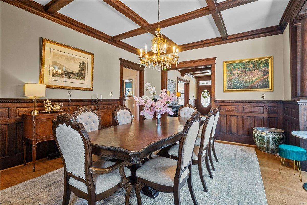 Shaws Flora Blvd - Residential