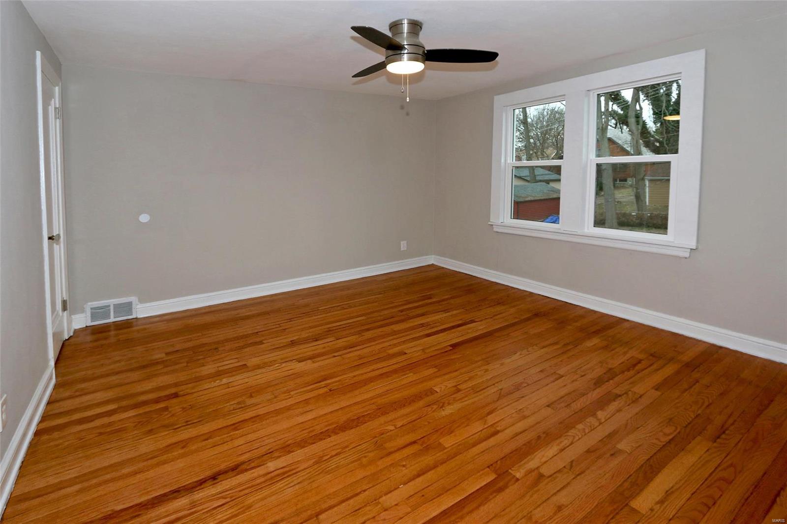 Country Club Add To Normandy Park 2 - Residential