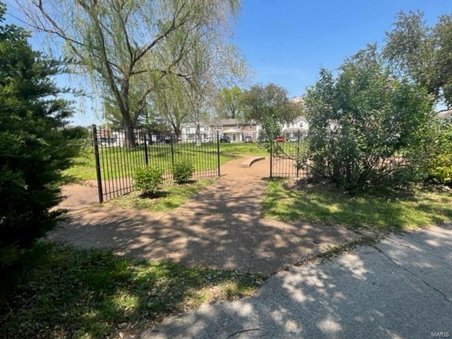 4 parcels, 11 lots are included in this sale: 942-944-946 Hickory + 941 Morrison. Total of .86 Acre. Appraised value by the City Assessor's office combined at $121,800. Zoning Change Req'd