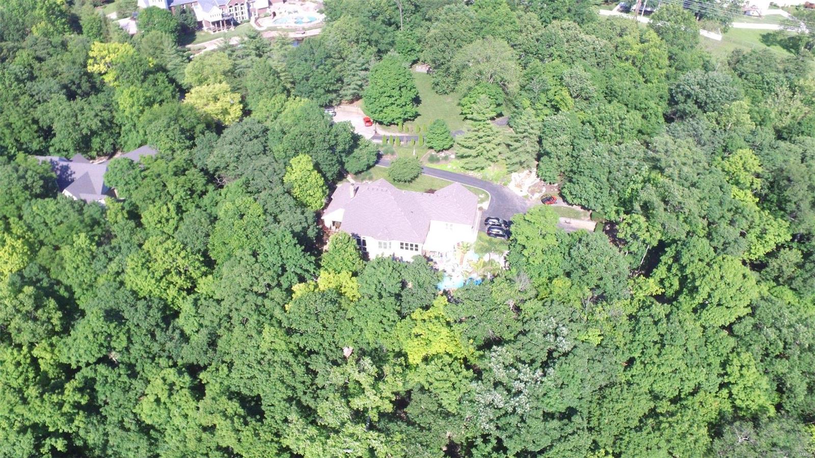 Carverview Manor - Residential