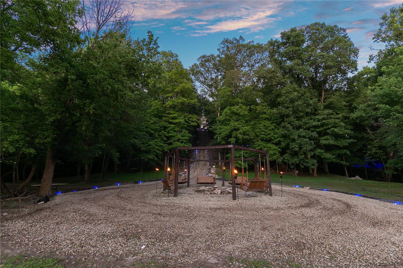 Carverview Manor - Residential