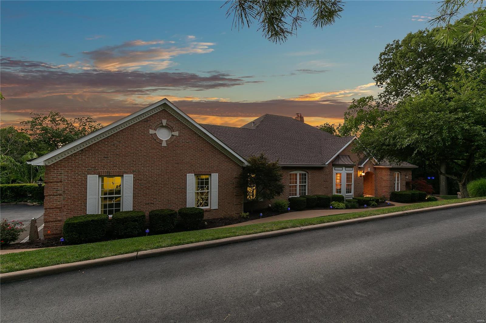 Carverview Manor - Residential