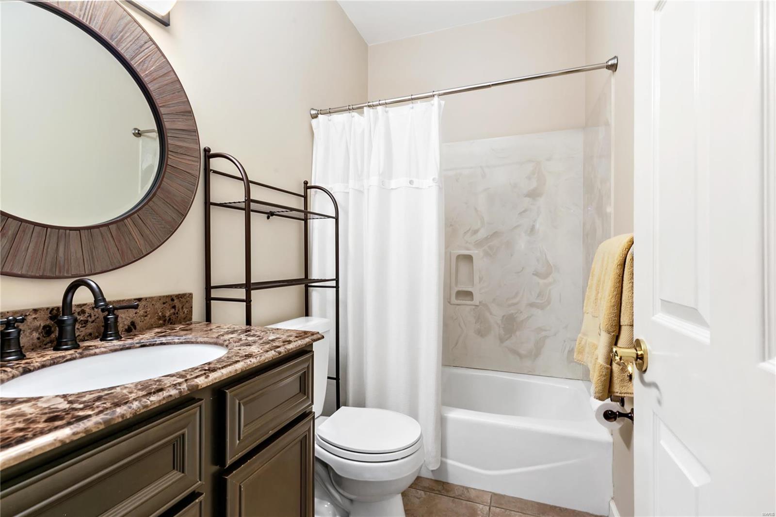 Carverview Manor - Residential