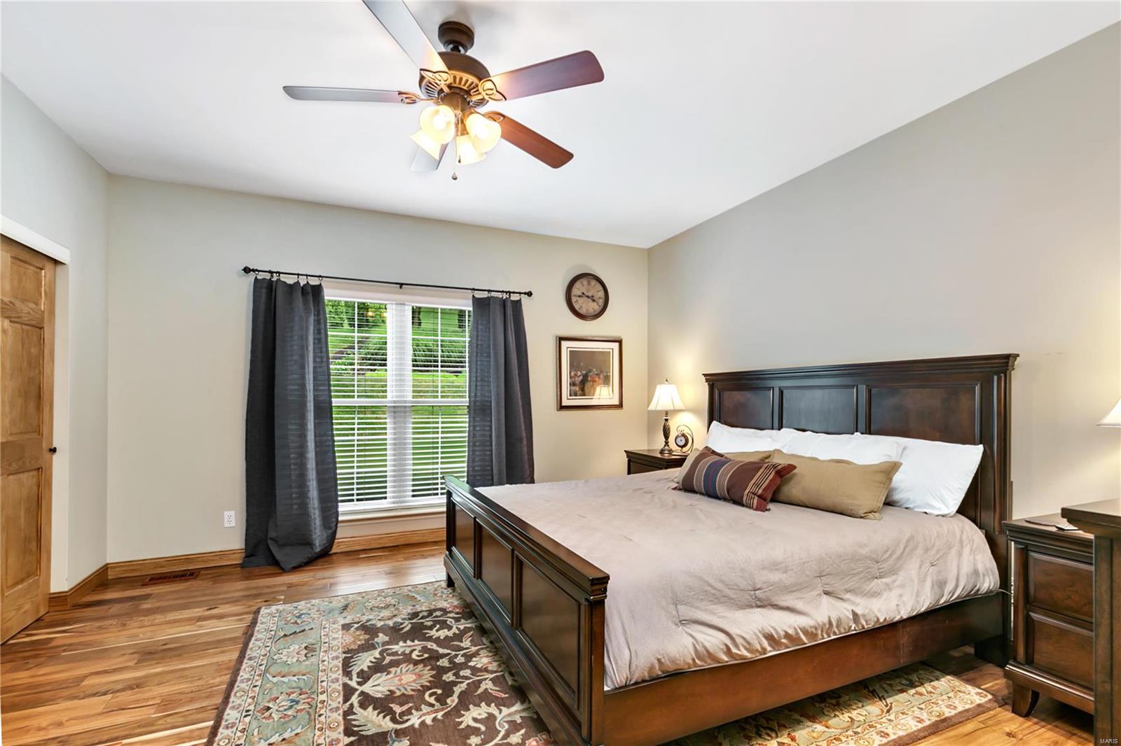 Carverview Manor - Residential