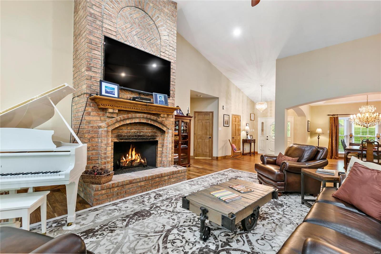 Carverview Manor - Residential