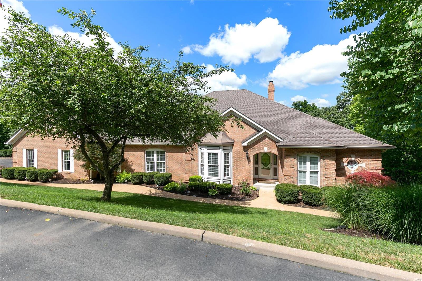 Carverview Manor - Residential