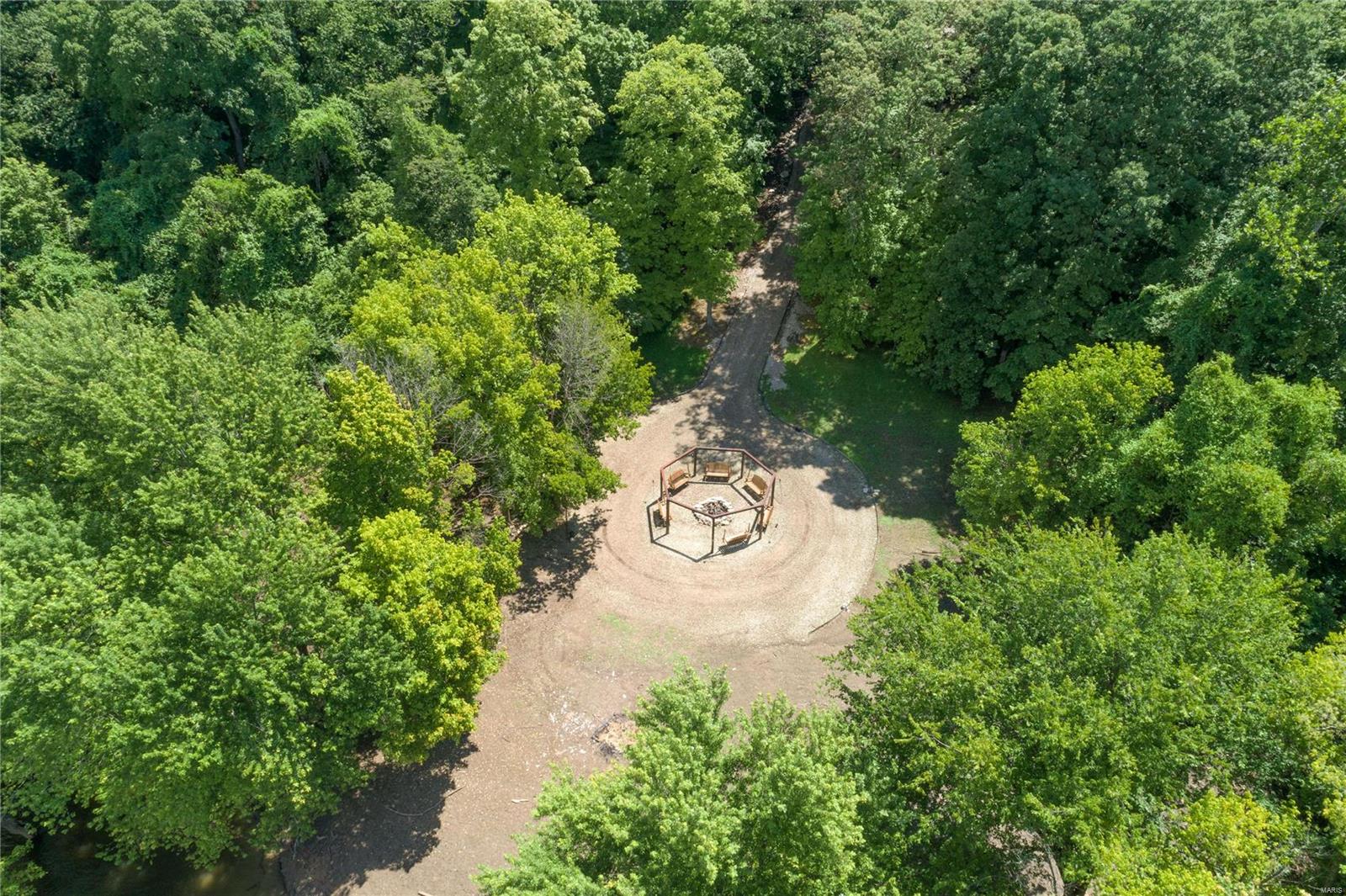 Carverview Manor - Residential