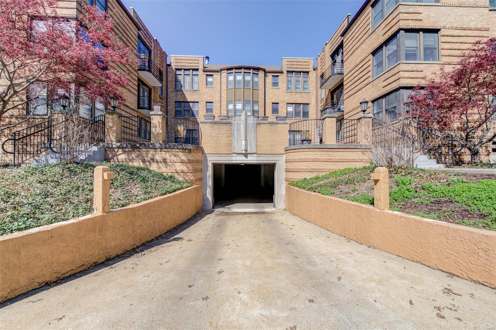 705 Westwood Drive 3C