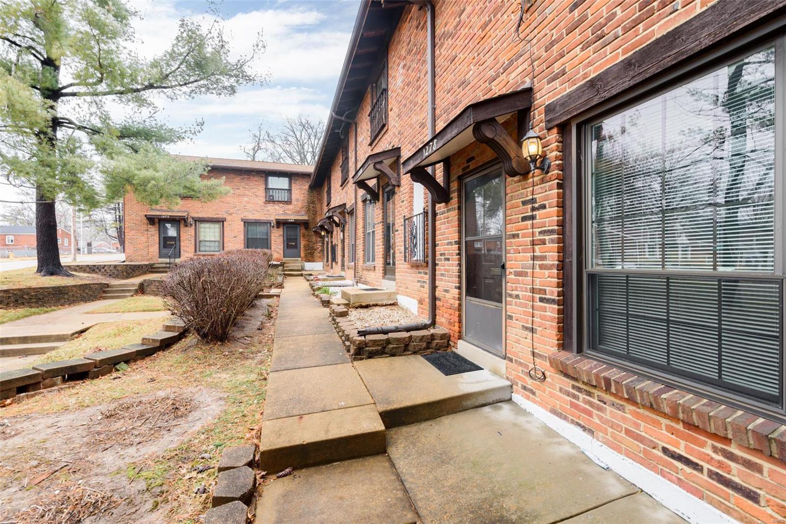 Carleton Arms Condo - Residential