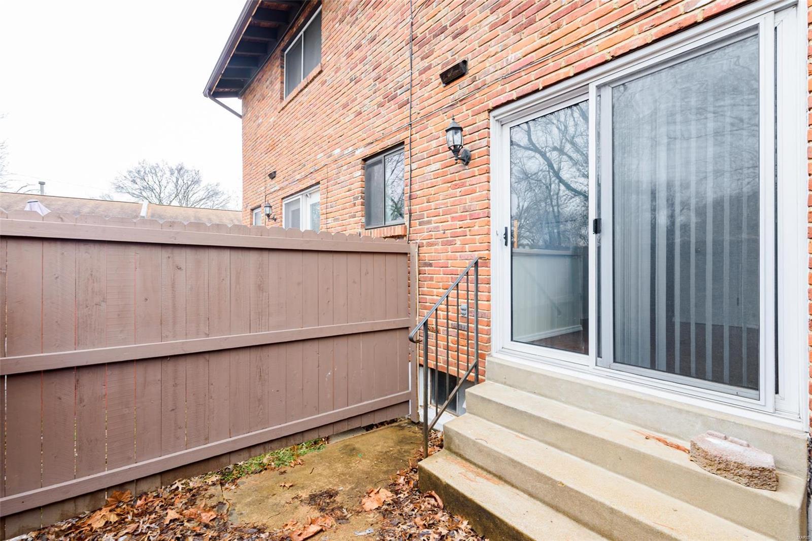 Carleton Arms Condo - Residential