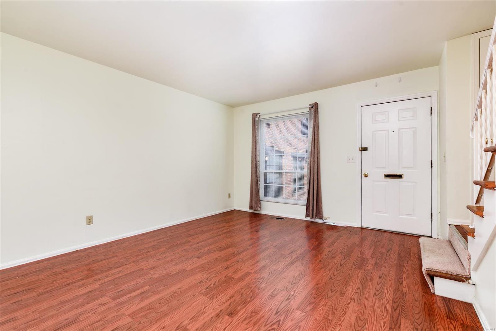 Carleton Arms Condo - Residential